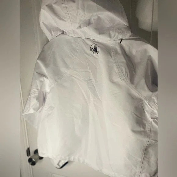 Body Glove cropped rain jacket, white, size M - Picture 6 of 8